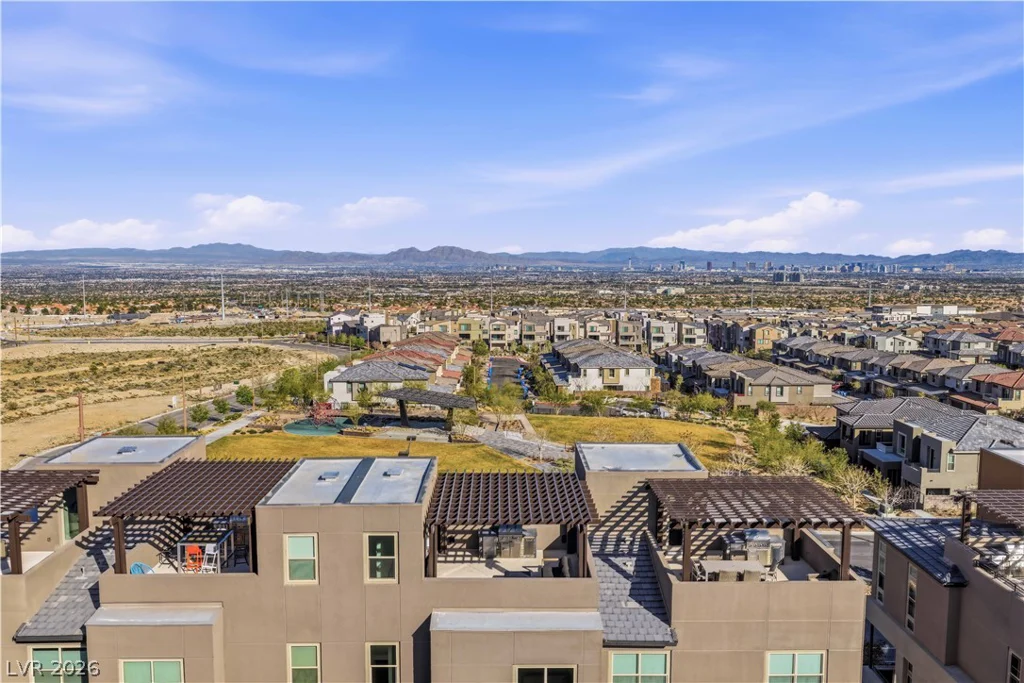 664 Sentinel Spire, Las Vegas, NV 89138