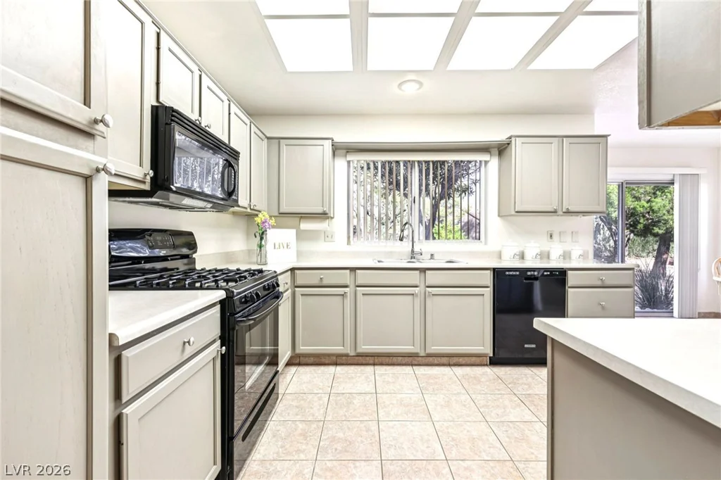 3013 Sungold, Las Vegas, NV 89134