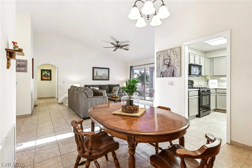 3013 Sungold, Las Vegas, NV 89134