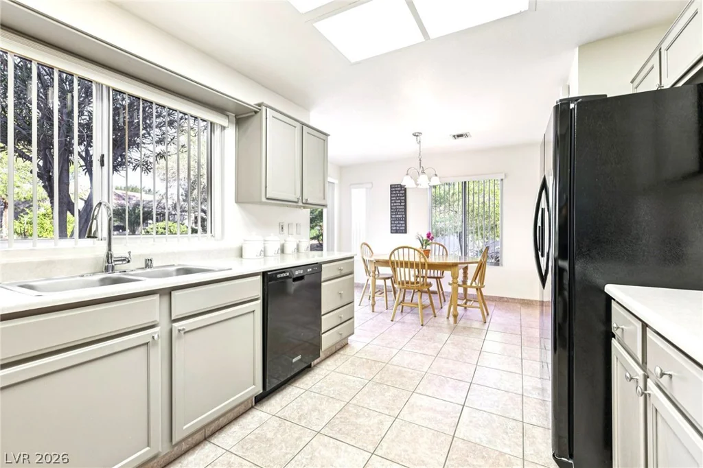 3013 Sungold, Las Vegas, NV 89134