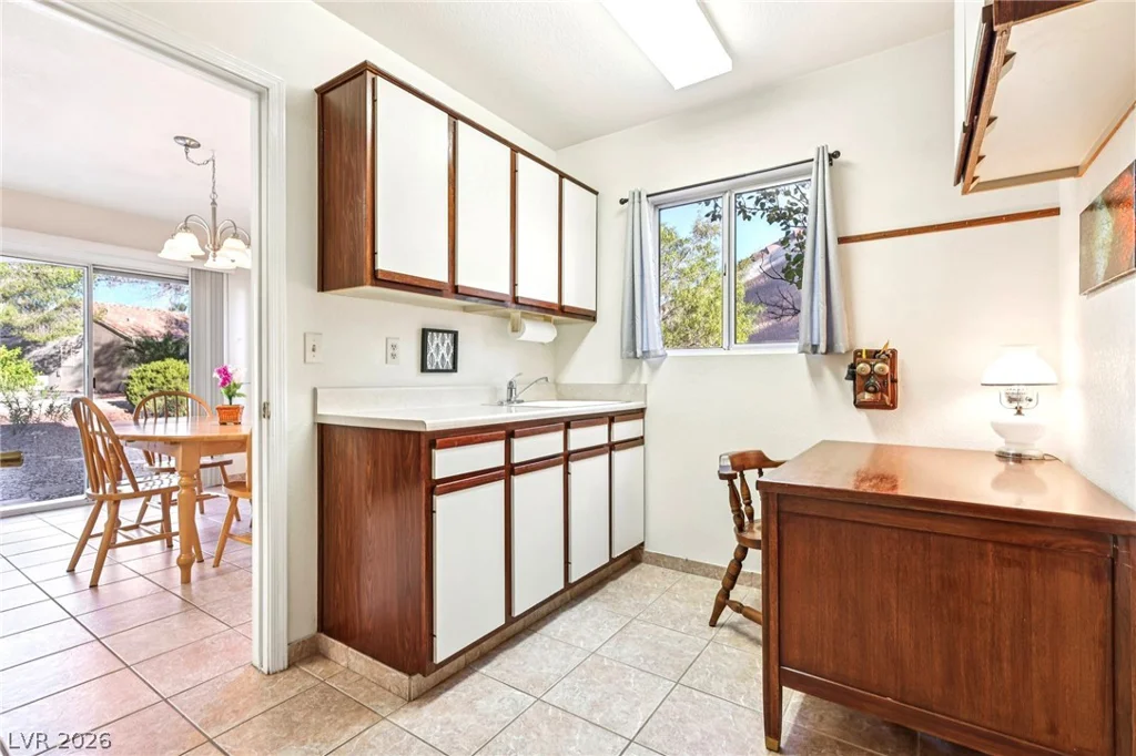 3013 Sungold, Las Vegas, NV 89134