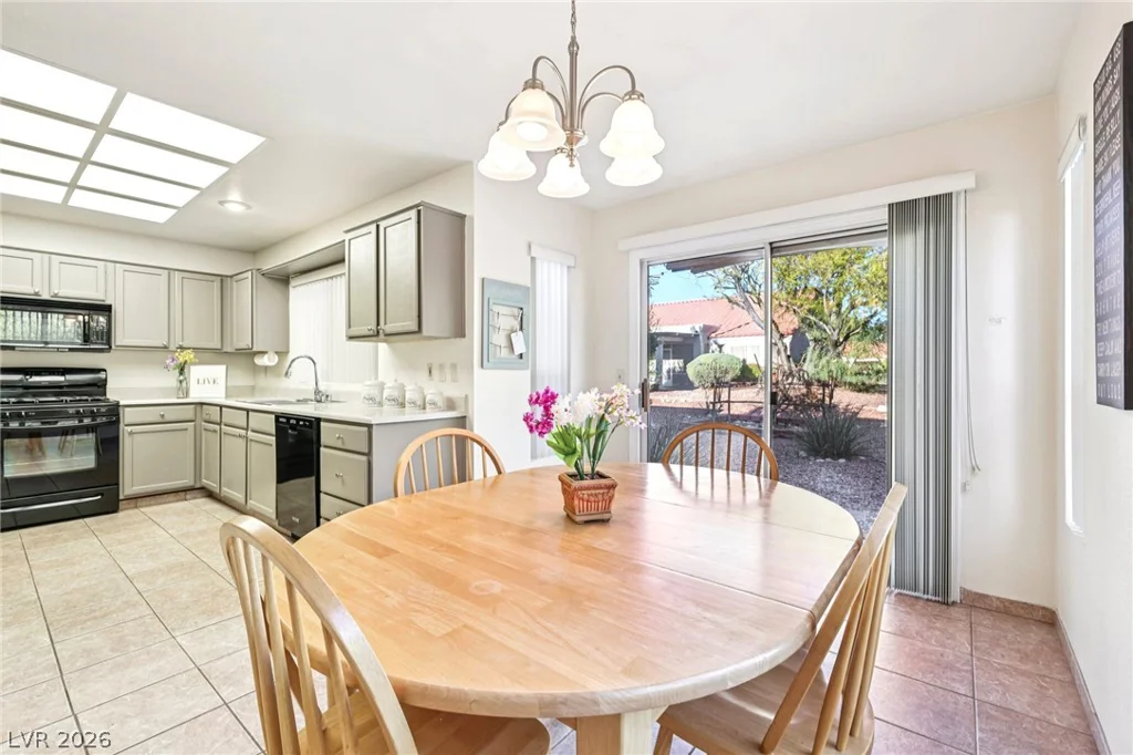 3013 Sungold, Las Vegas, NV 89134