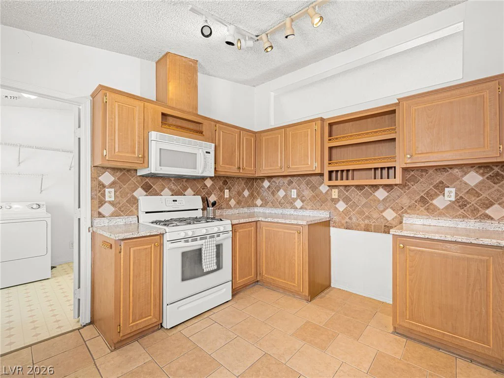 931 Eagle, Sandy Valley, NV 89019