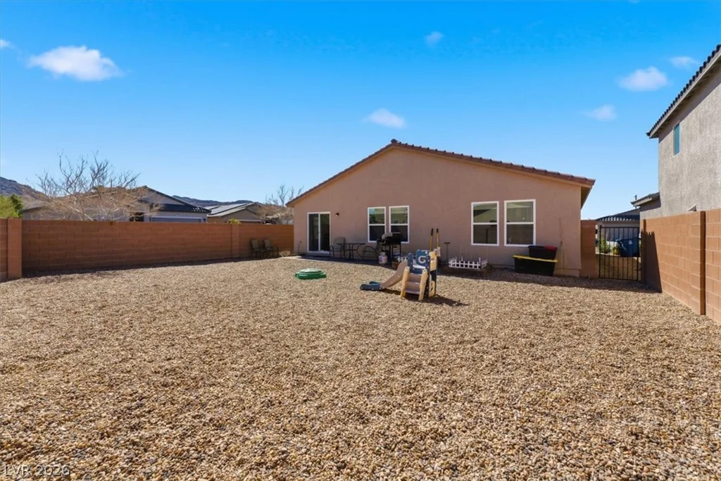 466 Horsetail Falls, Indian Springs, NV 89018