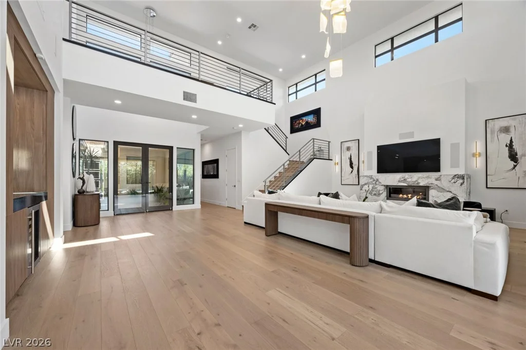 5 Gemstar, Las Vegas, NV 89135