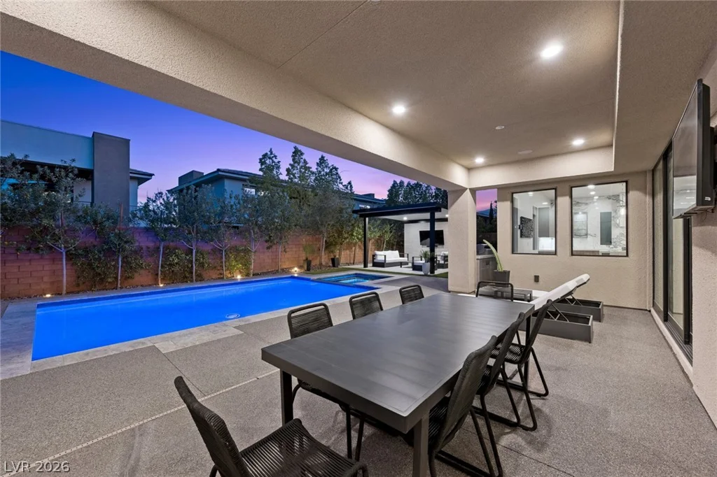 5 Gemstar, Las Vegas, NV 89135