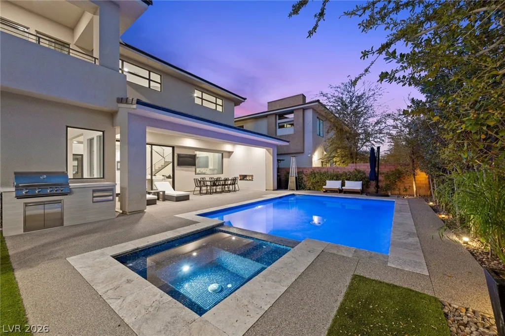 5 Gemstar, Las Vegas, NV 89135
