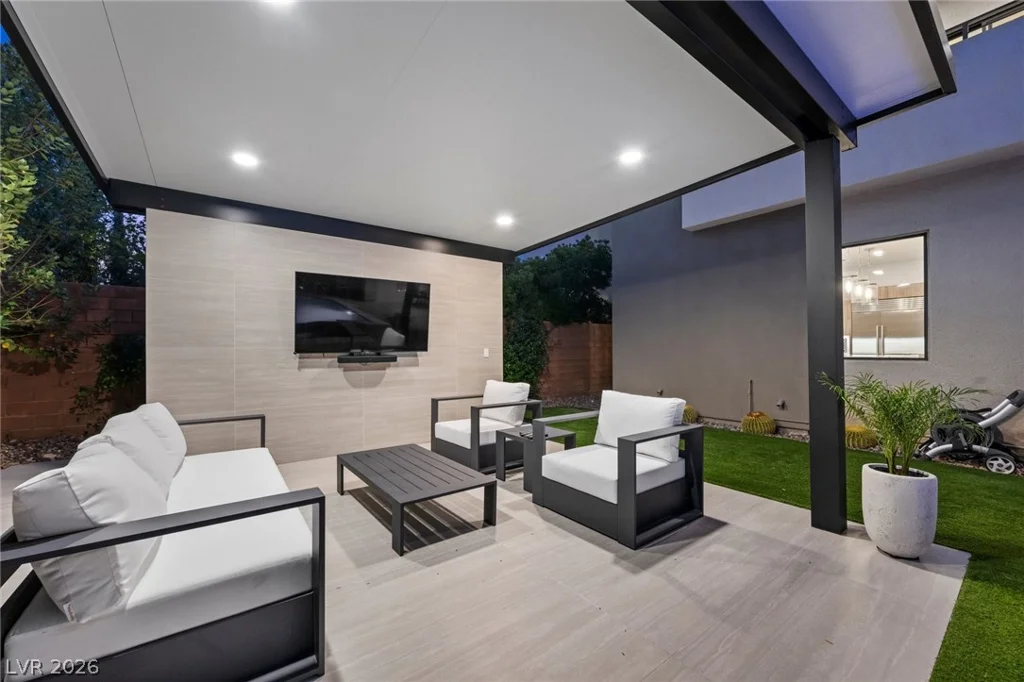 5 Gemstar, Las Vegas, NV 89135
