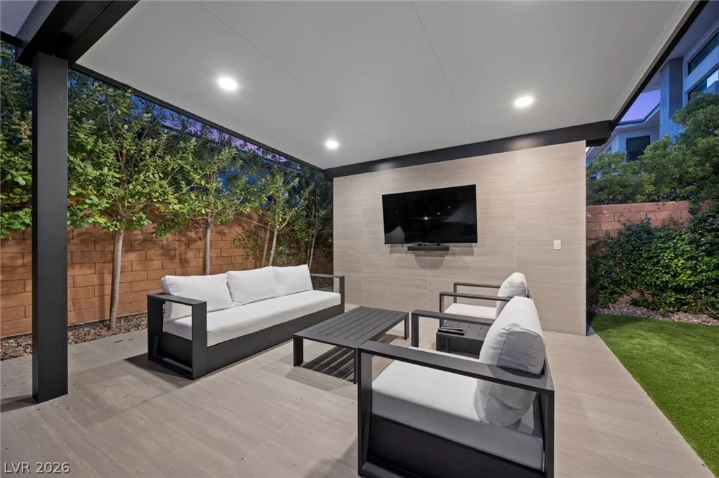 5 Gemstar, Las Vegas, NV 89135