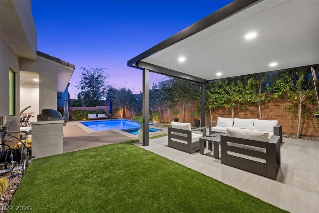 5 Gemstar, Las Vegas, NV 89135