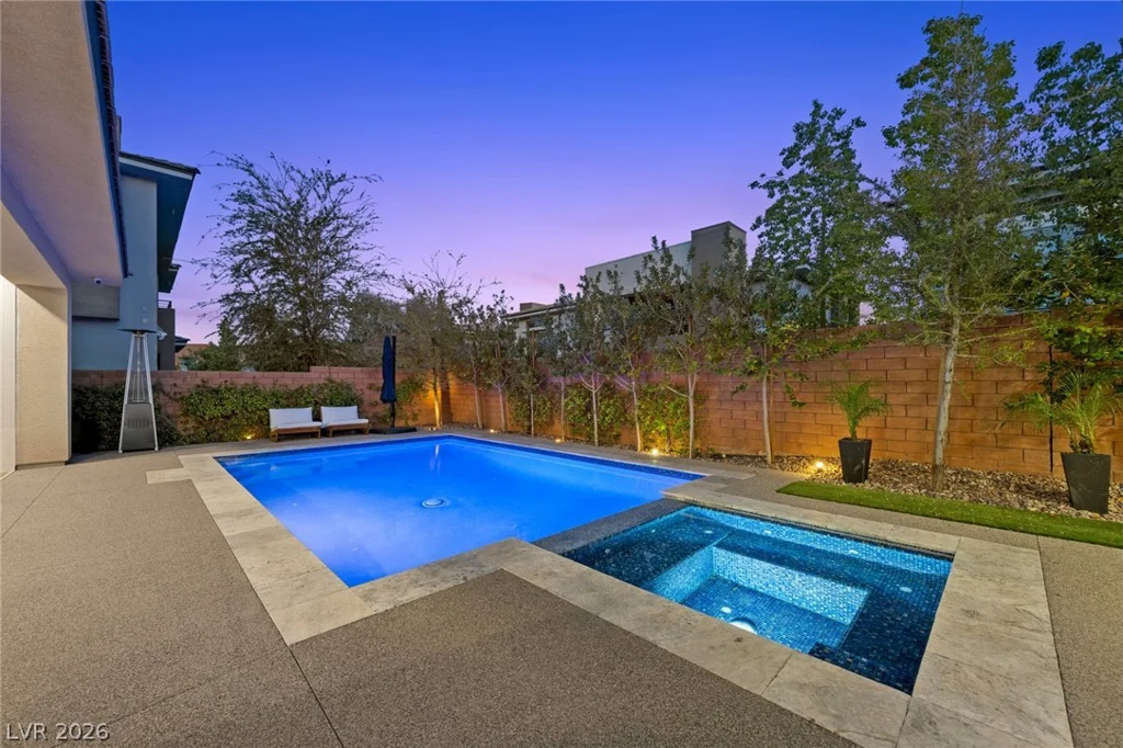 5 Gemstar, Las Vegas, NV 89135