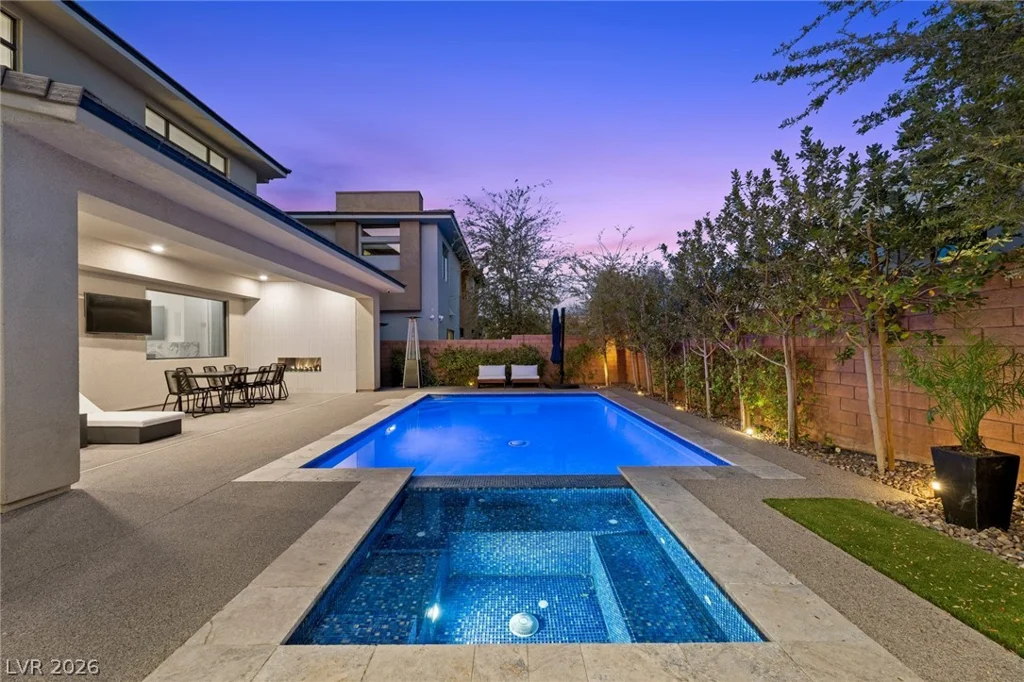 5 Gemstar, Las Vegas, NV 89135
