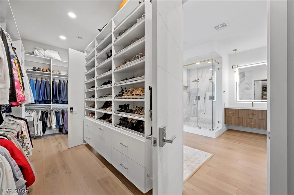5 Gemstar, Las Vegas, NV 89135