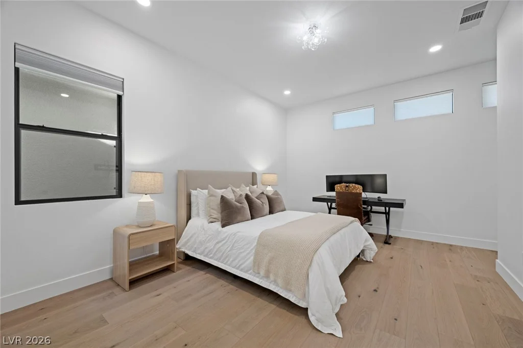 5 Gemstar, Las Vegas, NV 89135