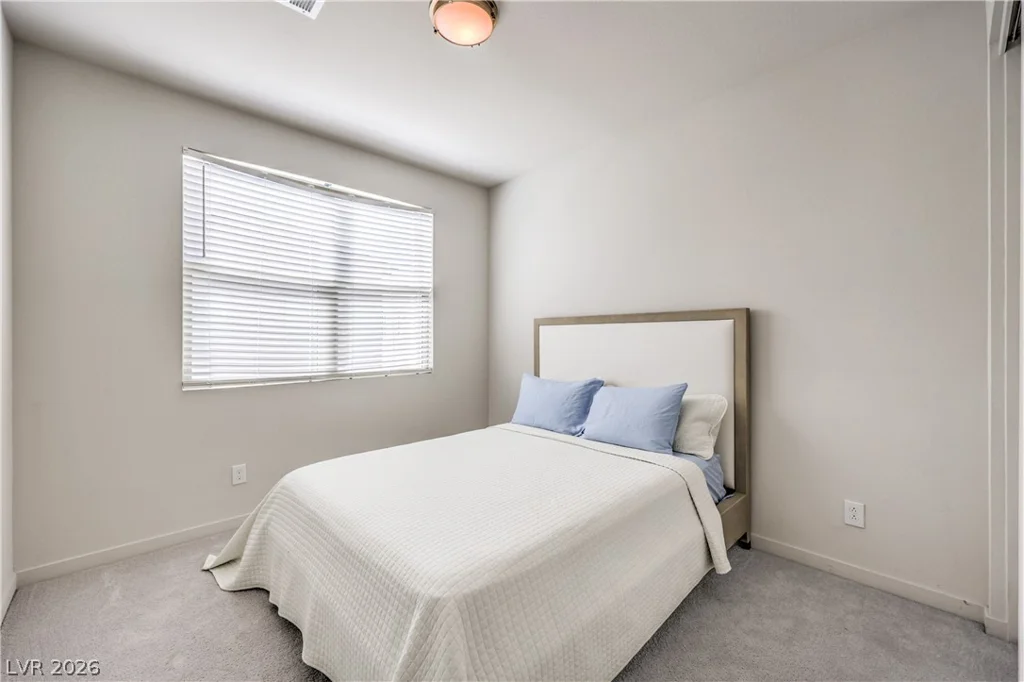 1252 Rocky Gap, Las Vegas, NV 89135