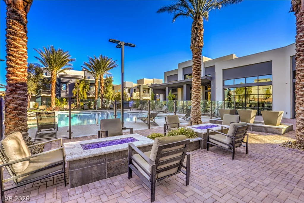 1252 Rocky Gap, Las Vegas, NV 89135