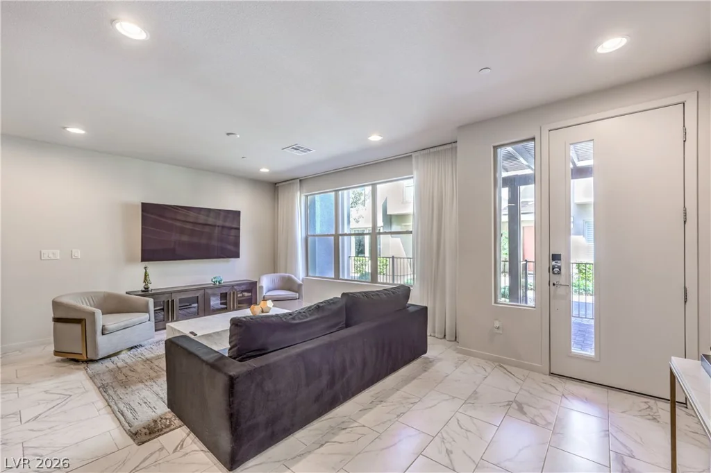 1252 Rocky Gap, Las Vegas, NV 89135