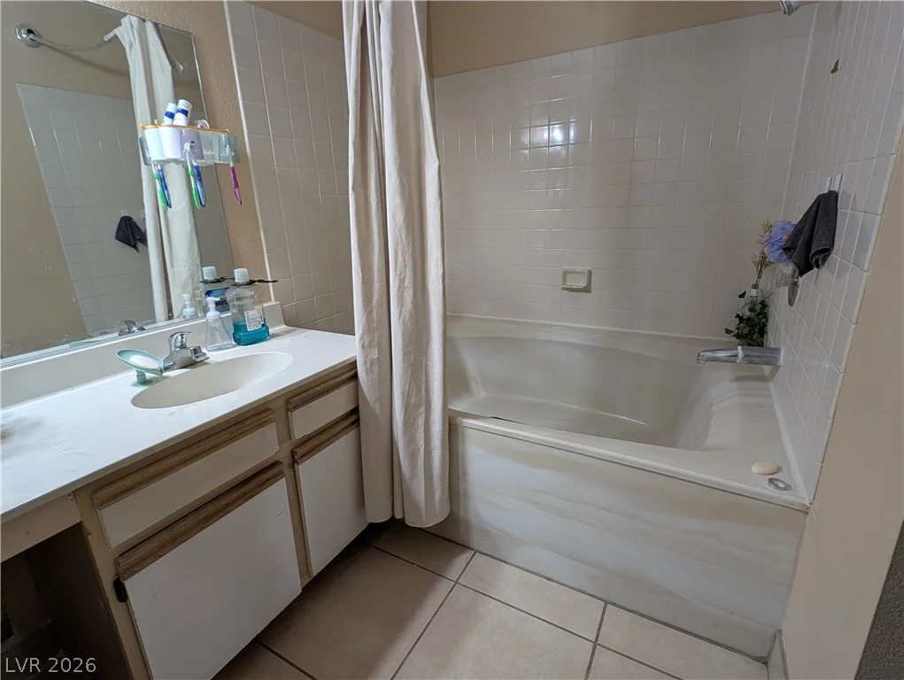 2200 Fort Apache, Las Vegas, NV 89117