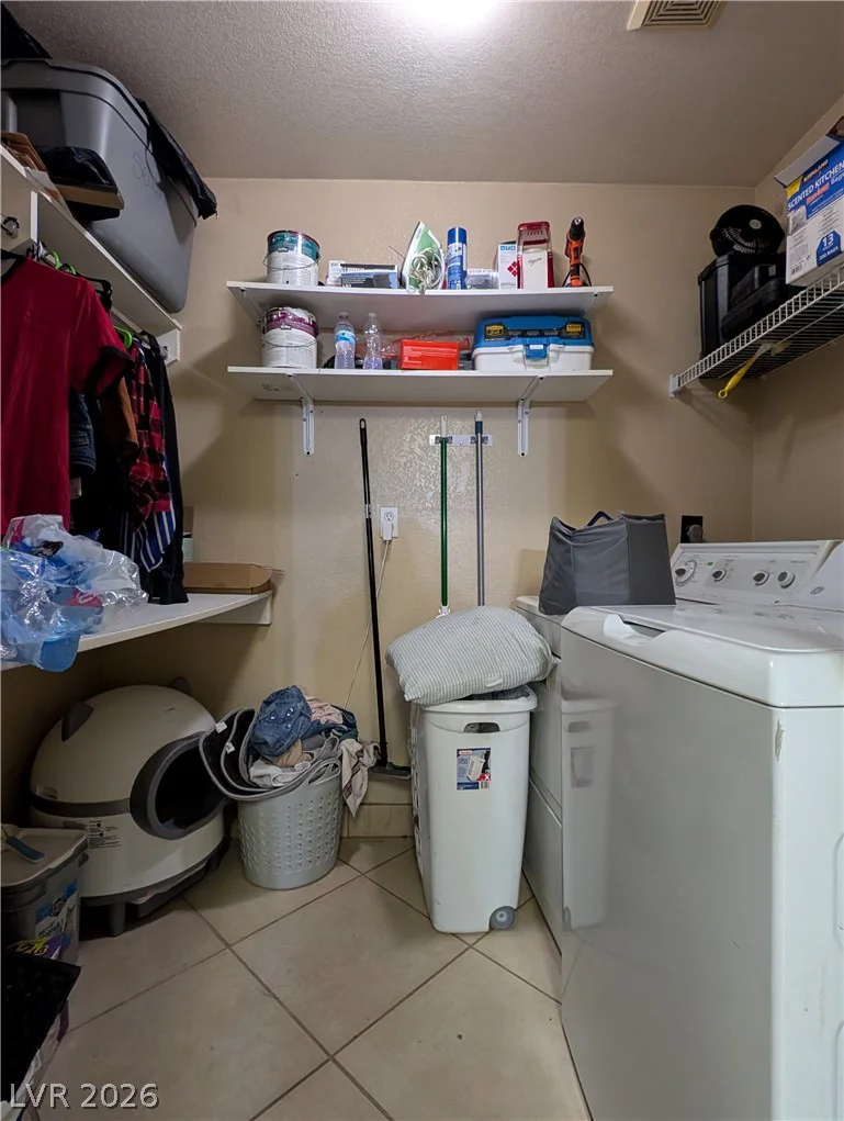 2200 Fort Apache, Las Vegas, NV 89117