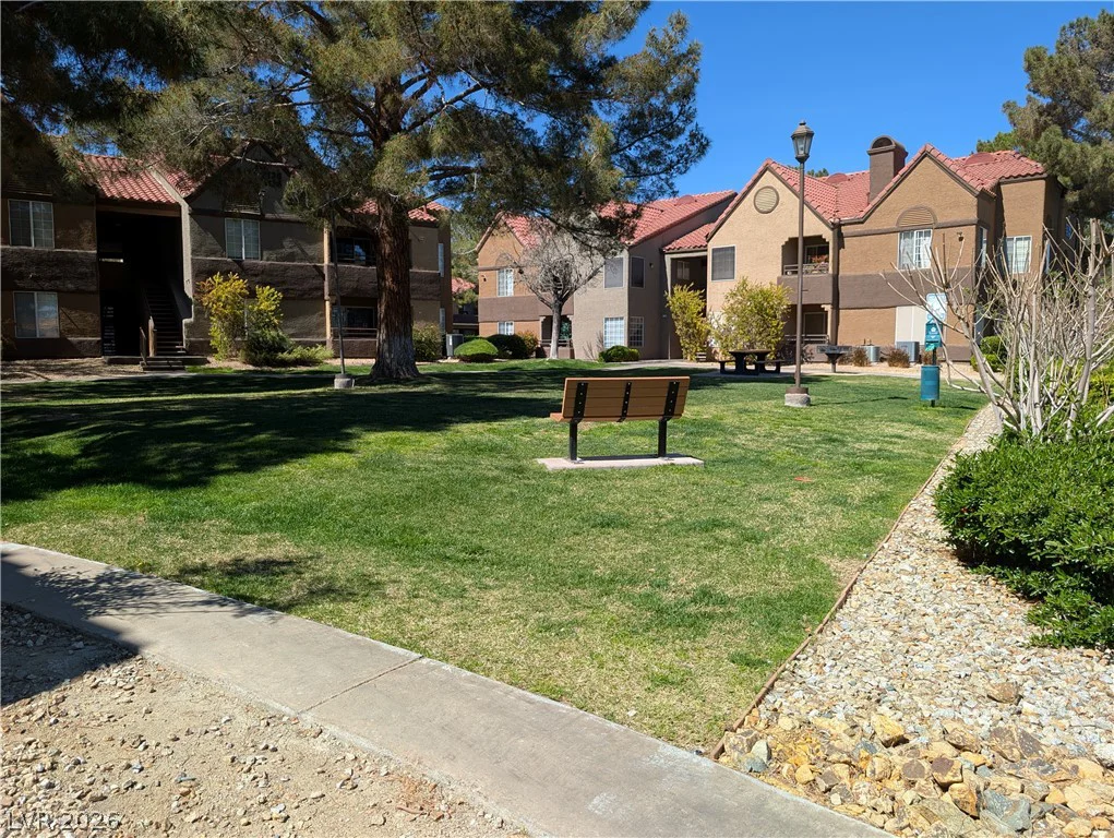 2200 Fort Apache, Las Vegas, NV 89117