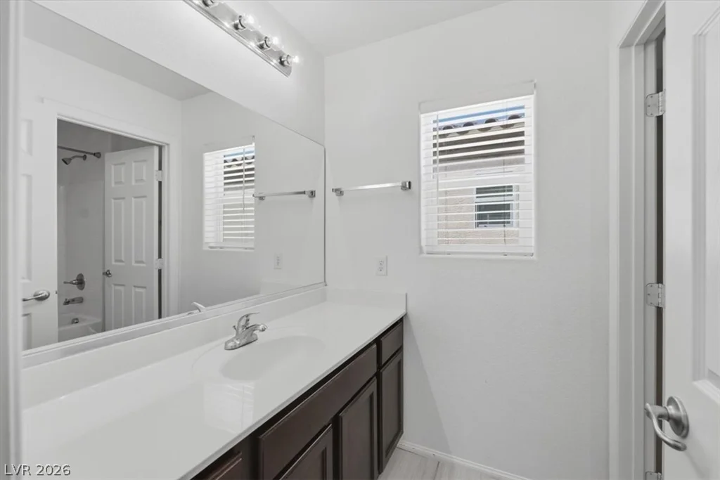752 Looking Bear, Las Vegas, NV 89178