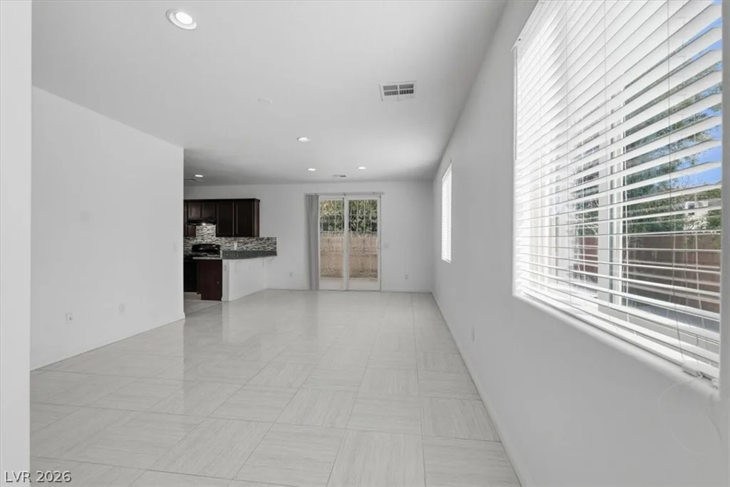 752 Looking Bear, Las Vegas, NV 89178