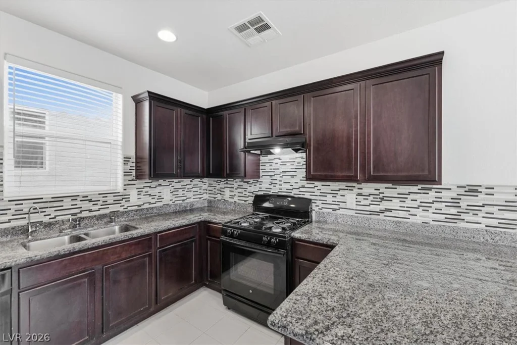 752 Looking Bear, Las Vegas, NV 89178