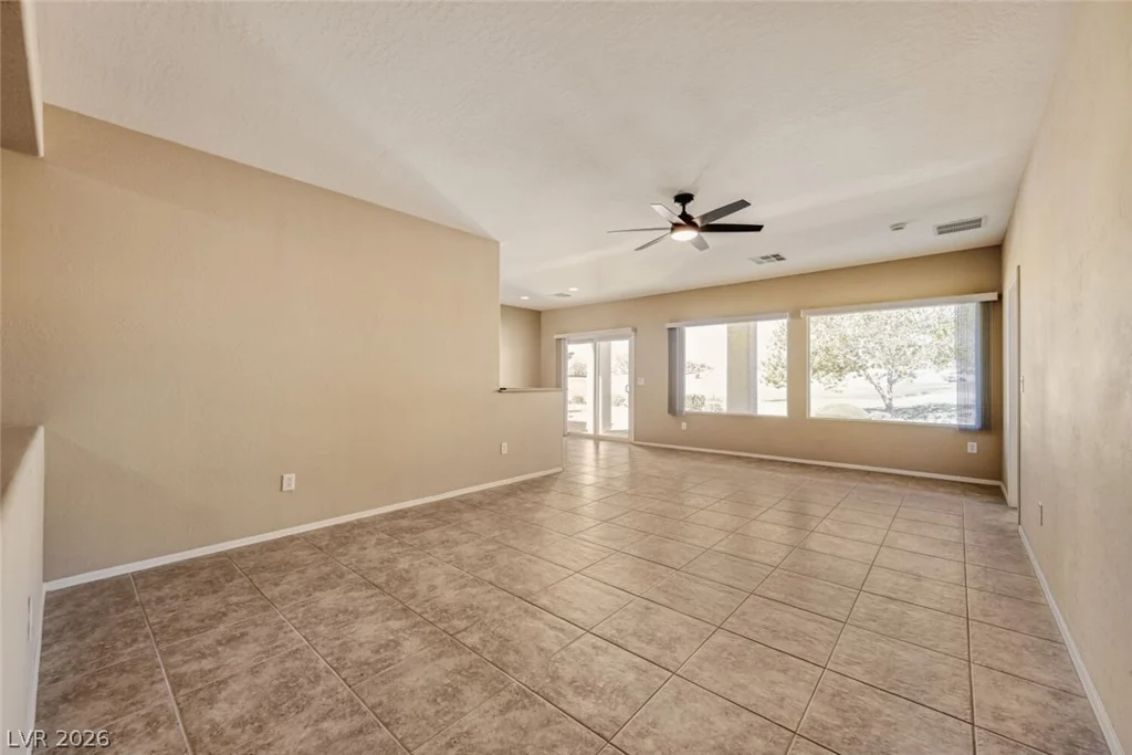 7661 Broadwing, North Las Vegas, NV 89084
