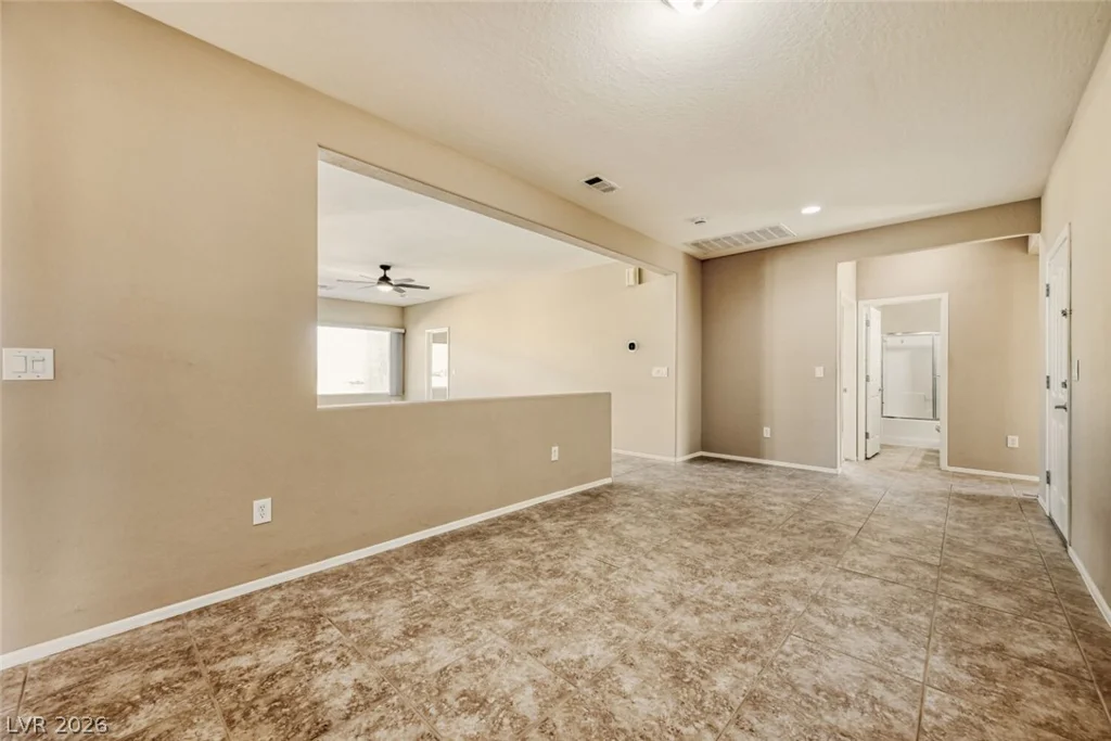 7661 Broadwing, North Las Vegas, NV 89084