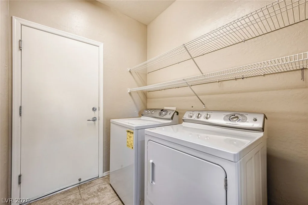 7661 Broadwing, North Las Vegas, NV 89084