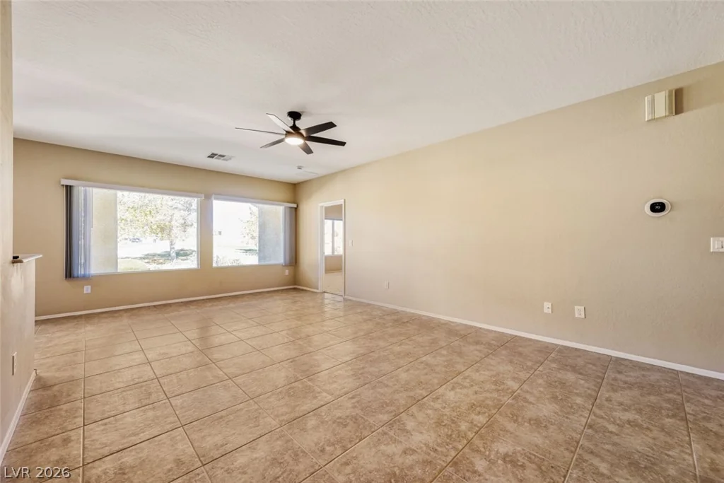 7661 Broadwing, North Las Vegas, NV 89084