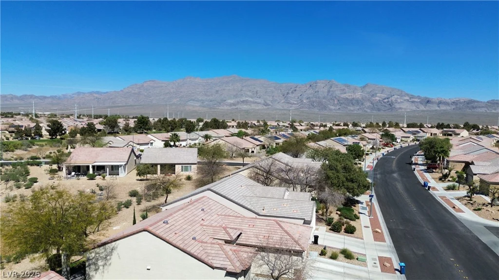 7661 Broadwing, North Las Vegas, NV 89084