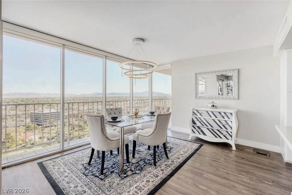 3111 Bel Air, Las Vegas, NV 89109