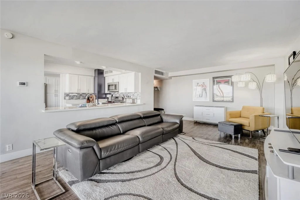 3111 Bel Air, Las Vegas, NV 89109