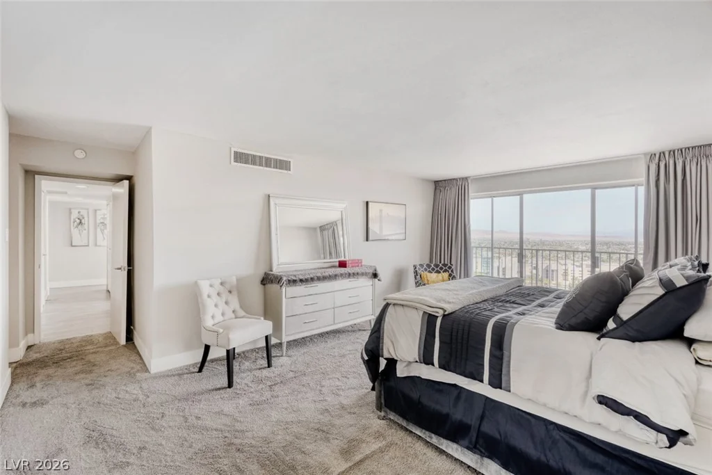 3111 Bel Air, Las Vegas, NV 89109