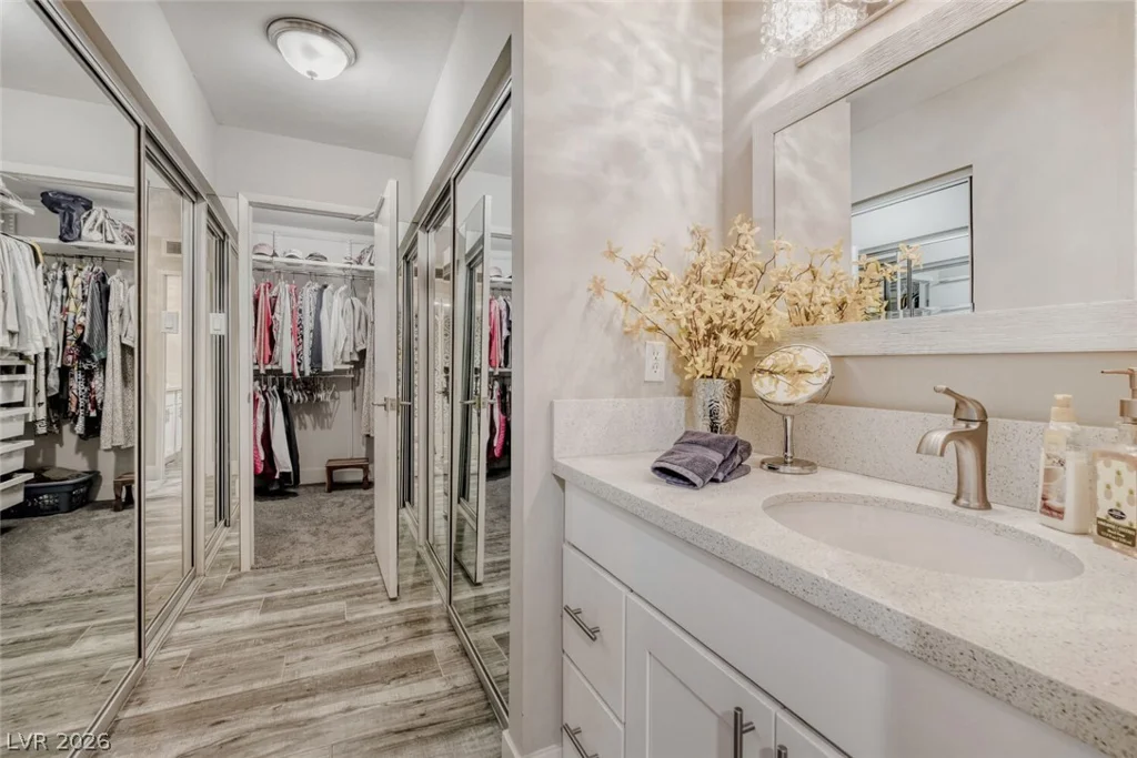 3111 Bel Air, Las Vegas, NV 89109