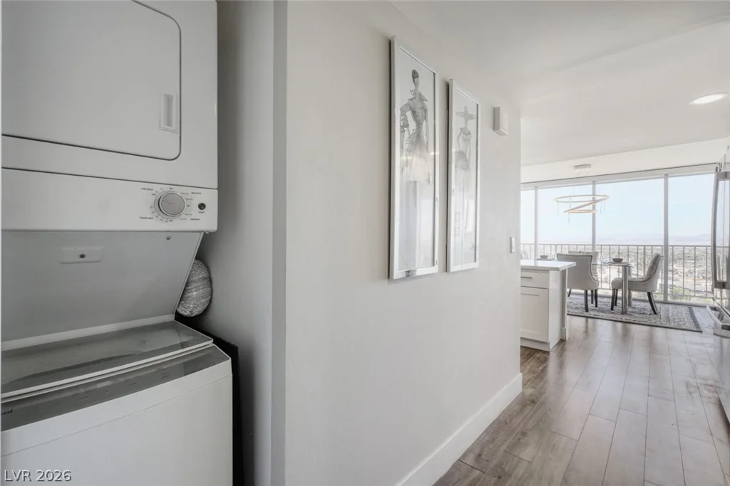 3111 Bel Air, Las Vegas, NV 89109