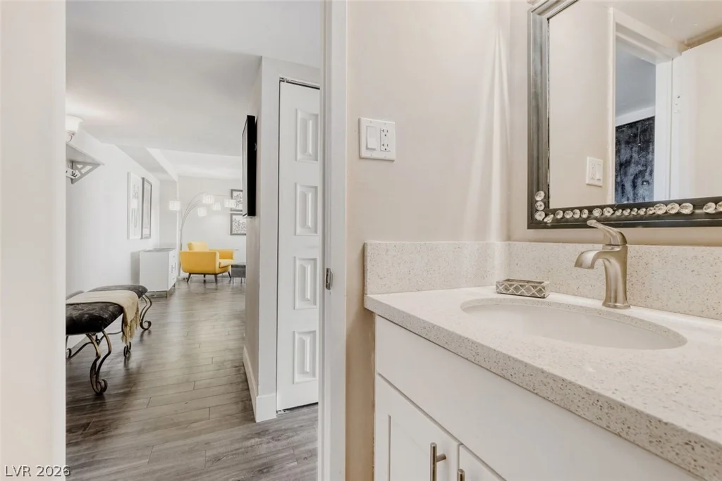 3111 Bel Air, Las Vegas, NV 89109