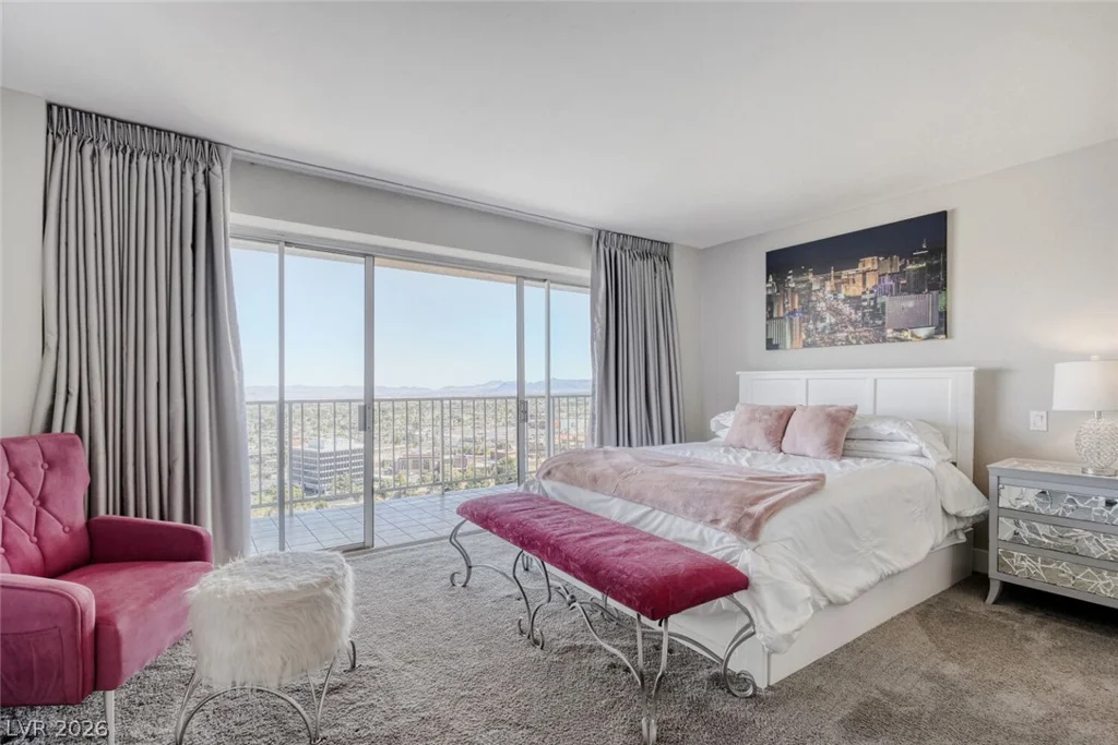3111 Bel Air, Las Vegas, NV 89109