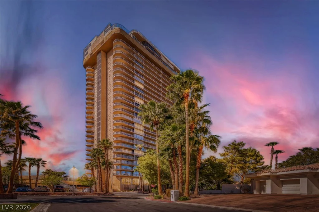 3111 Bel Air, Las Vegas, NV 89109