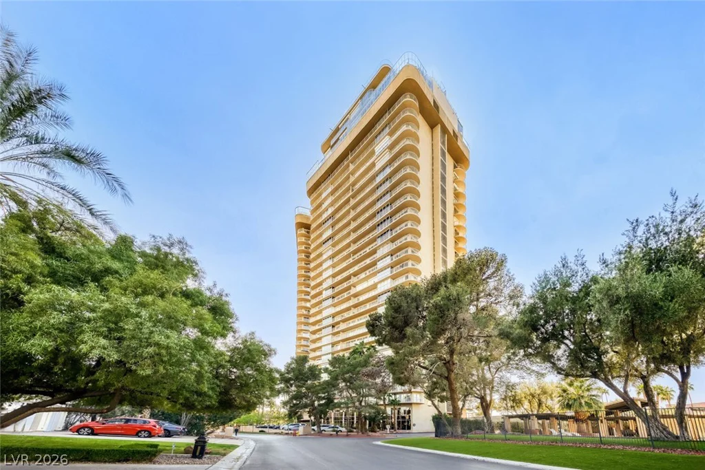 3111 Bel Air, Las Vegas, NV 89109