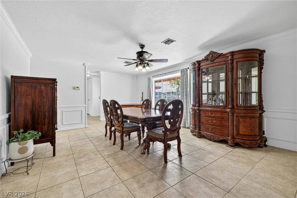 4534 Emerald, Las Vegas, NV 89120