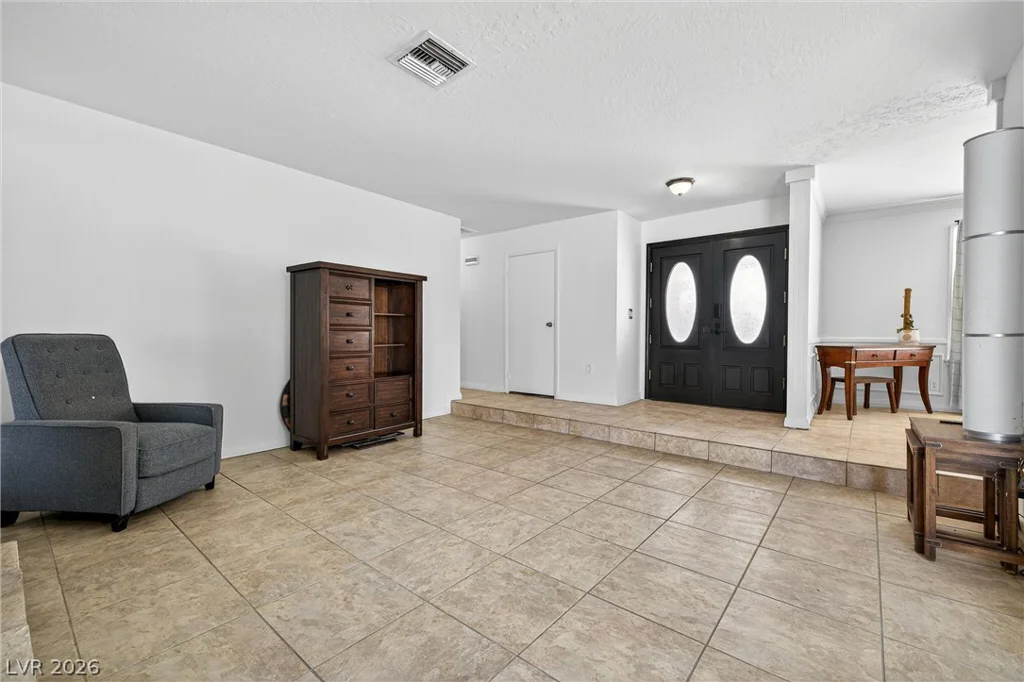 4534 Emerald, Las Vegas, NV 89120