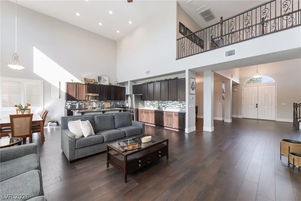 7105 Bluebird Wing, North Las Vegas, NV 89084