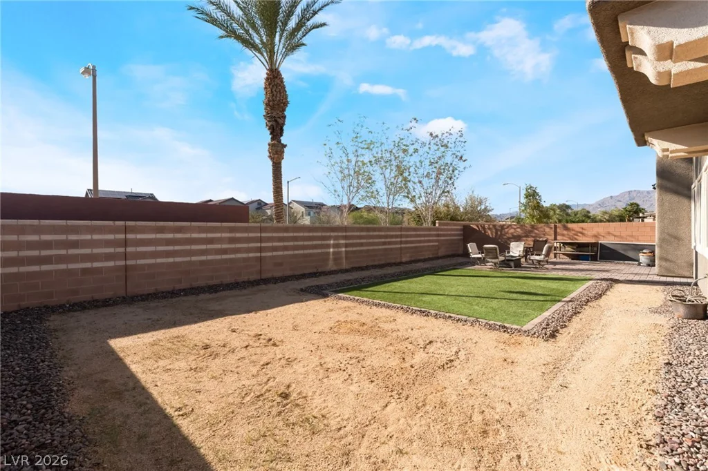 7105 Bluebird Wing, North Las Vegas, NV 89084