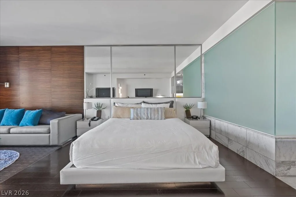 4381 Flamingo, Las Vegas, NV 89103