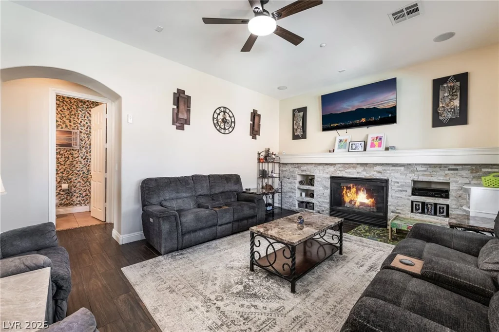 2398 Sunburst View, Henderson, NV 89052