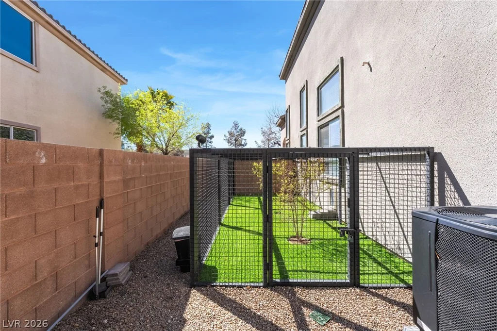 2398 Sunburst View, Henderson, NV 89052