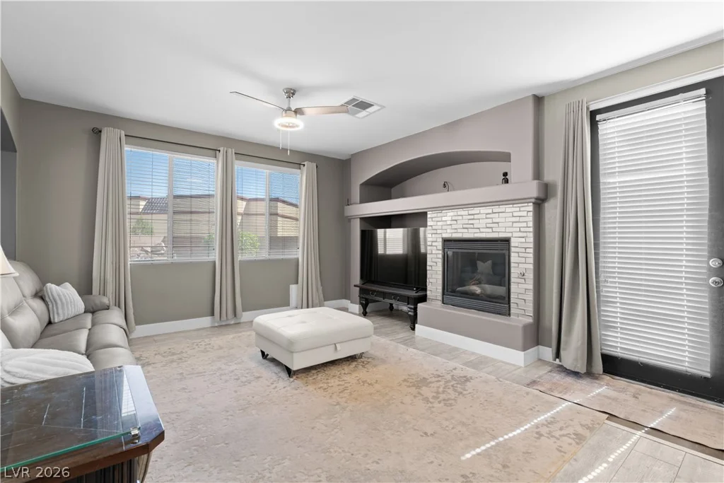 214 Rolling Desert, Henderson, NV 89012