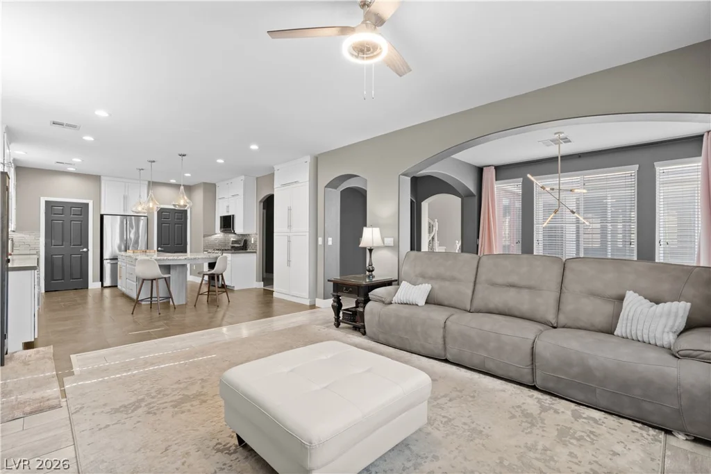 214 Rolling Desert, Henderson, NV 89012